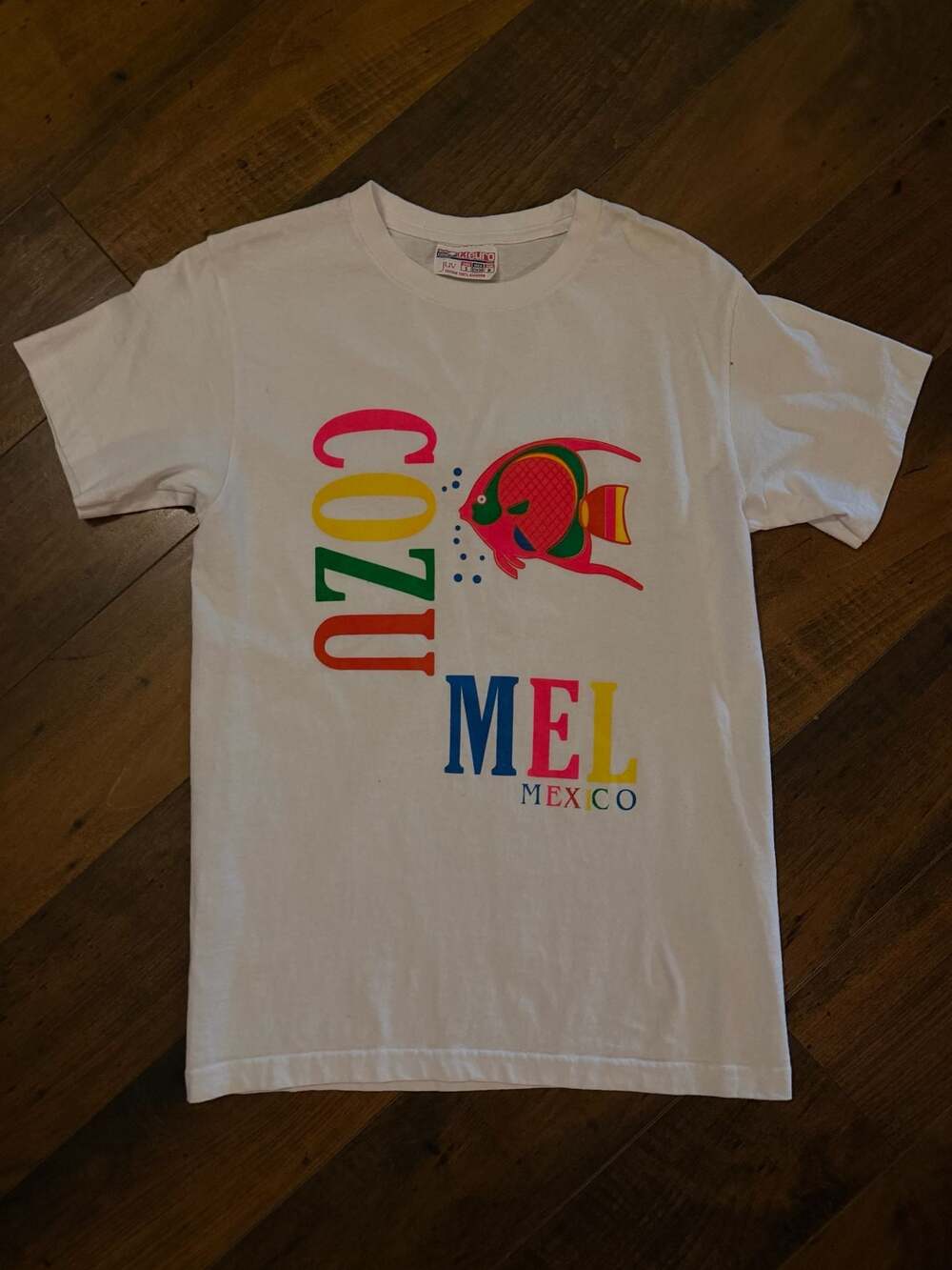 Vintage Cozumel Mexico Souvenir Fish Graphic T-Shirt